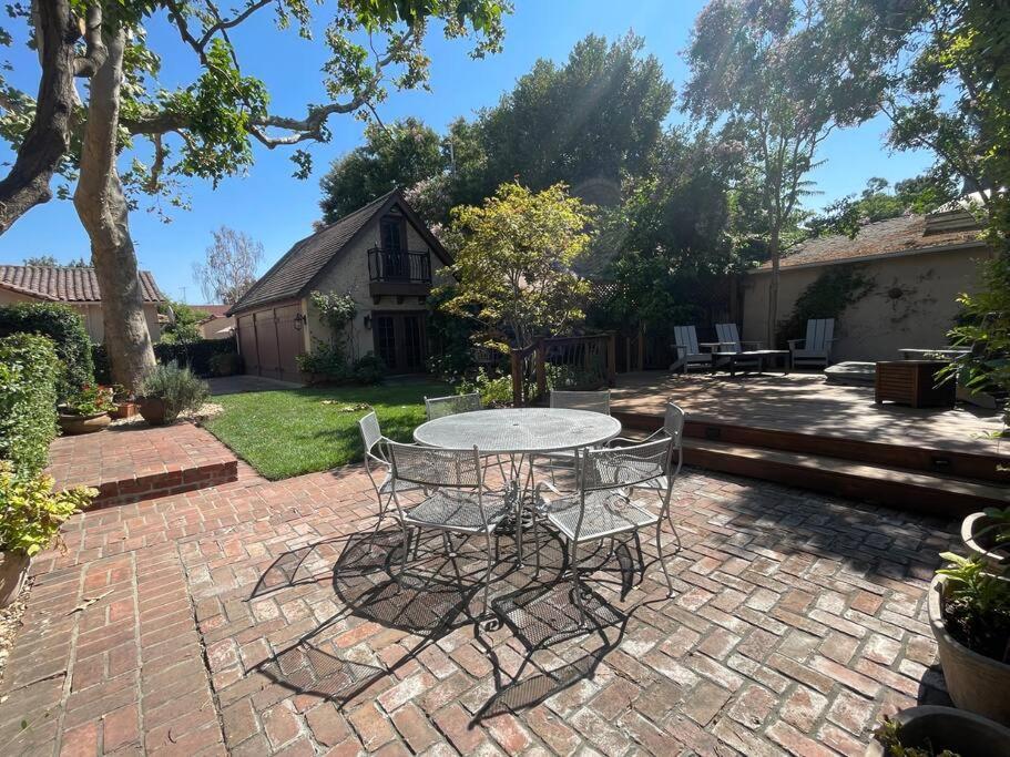 Timeless Tudor W/ Game Room, Pool Table & Hot Tub San Jose Exterior photo